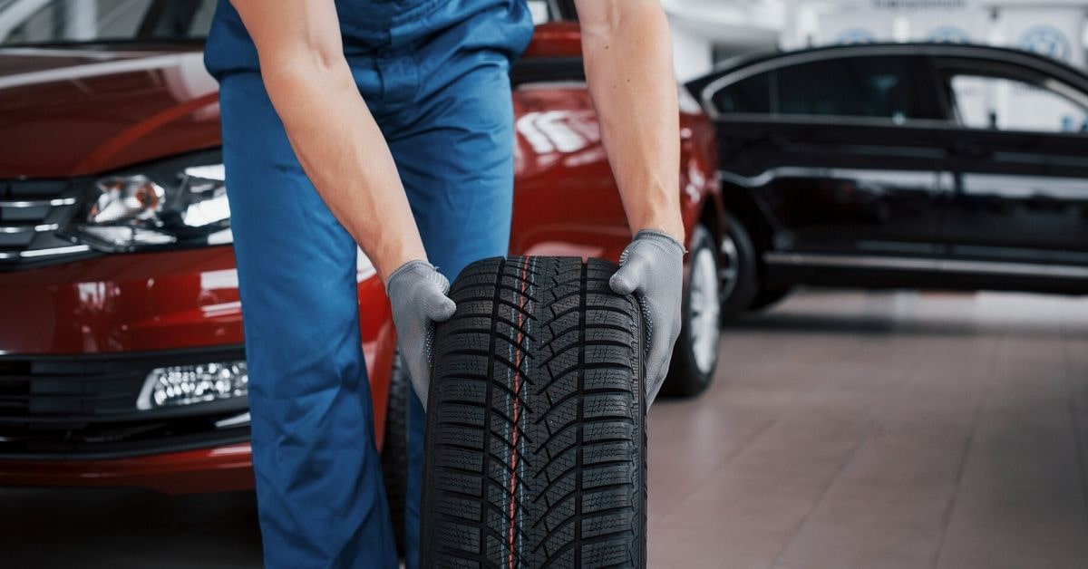 How to buy tires for your car ?